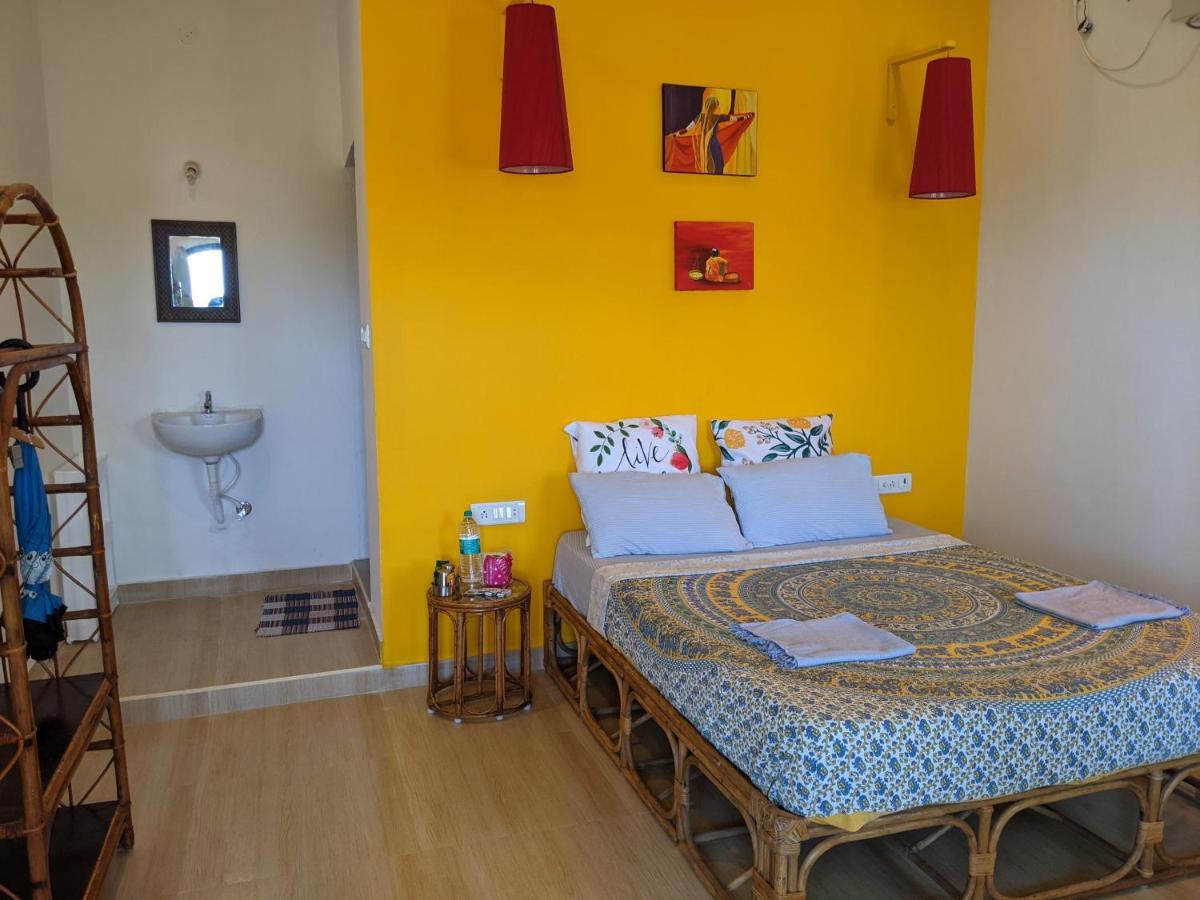 Blue Moon Guest House Махабалипурам Екстериор снимка