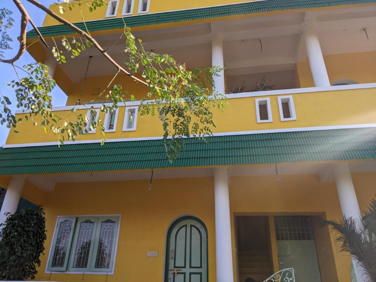 Blue Moon Guest House Махабалипурам Екстериор снимка