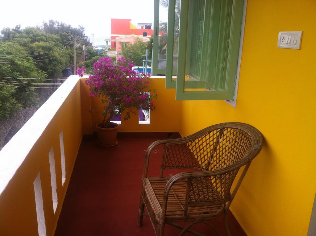 Blue Moon Guest House Махабалипурам Екстериор снимка